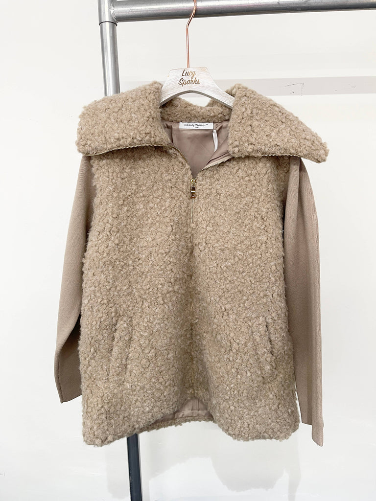 SOFT FAUX SHEEP SKIN JACKET WITH HEAVY KNIT SLEEVES: GRAY