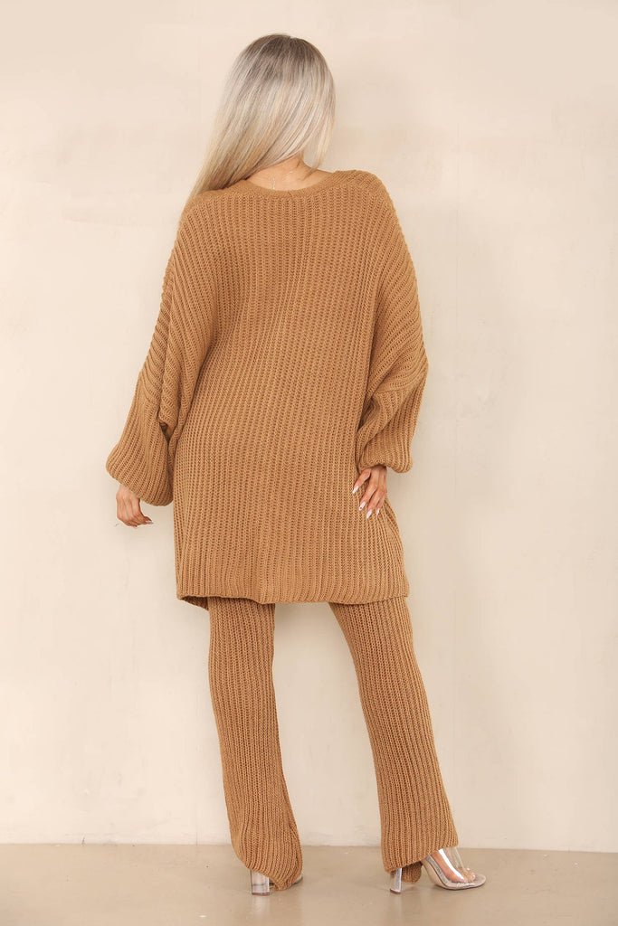 BEIGE OVERSIZED KNIT CARDIGAN AND TROUSERS AND CO ORD SET