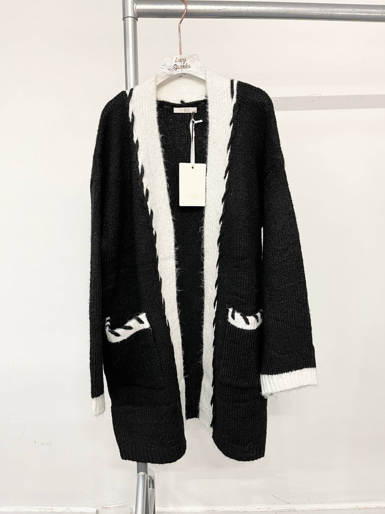 CHUNKY COZY KNIT WOOL BLEND CARDIGAN: BLACK