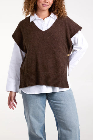 SOFT TOUCH SIDE SPLIT KNIT VEST - BROWN