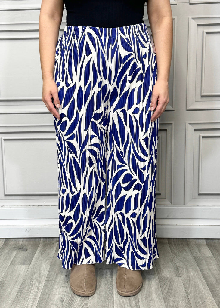 MULTI PRINT SUPER STRETCHY PLEATED PANTS : ROYAL BLUE & WHITE