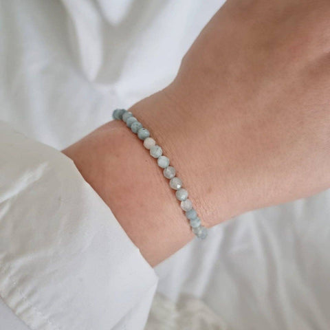 TWO LIBRAS - TINY AQUAMARINE BRACELET