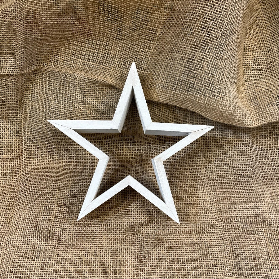 WHITE WOODEN STAR 22CM